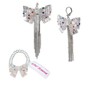 NWT Sparkly Silver Betsey Johnson Bow Earrings & Pearl Bracelet w/Pearls
